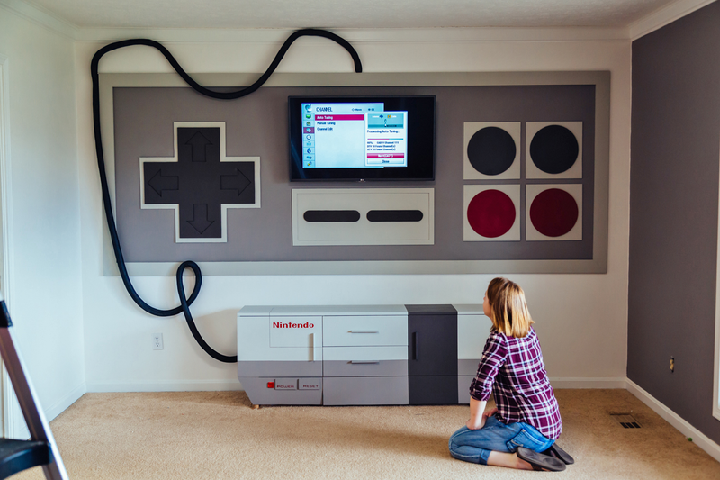 Illustration for article titled A Giant NES Home Theater Is Exactly How Duck Hunt Was Meant to Be Played
